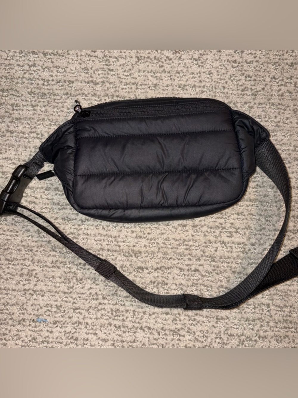 lululemon athletica Black Quilted Belt Bag - Picture 3 of 3